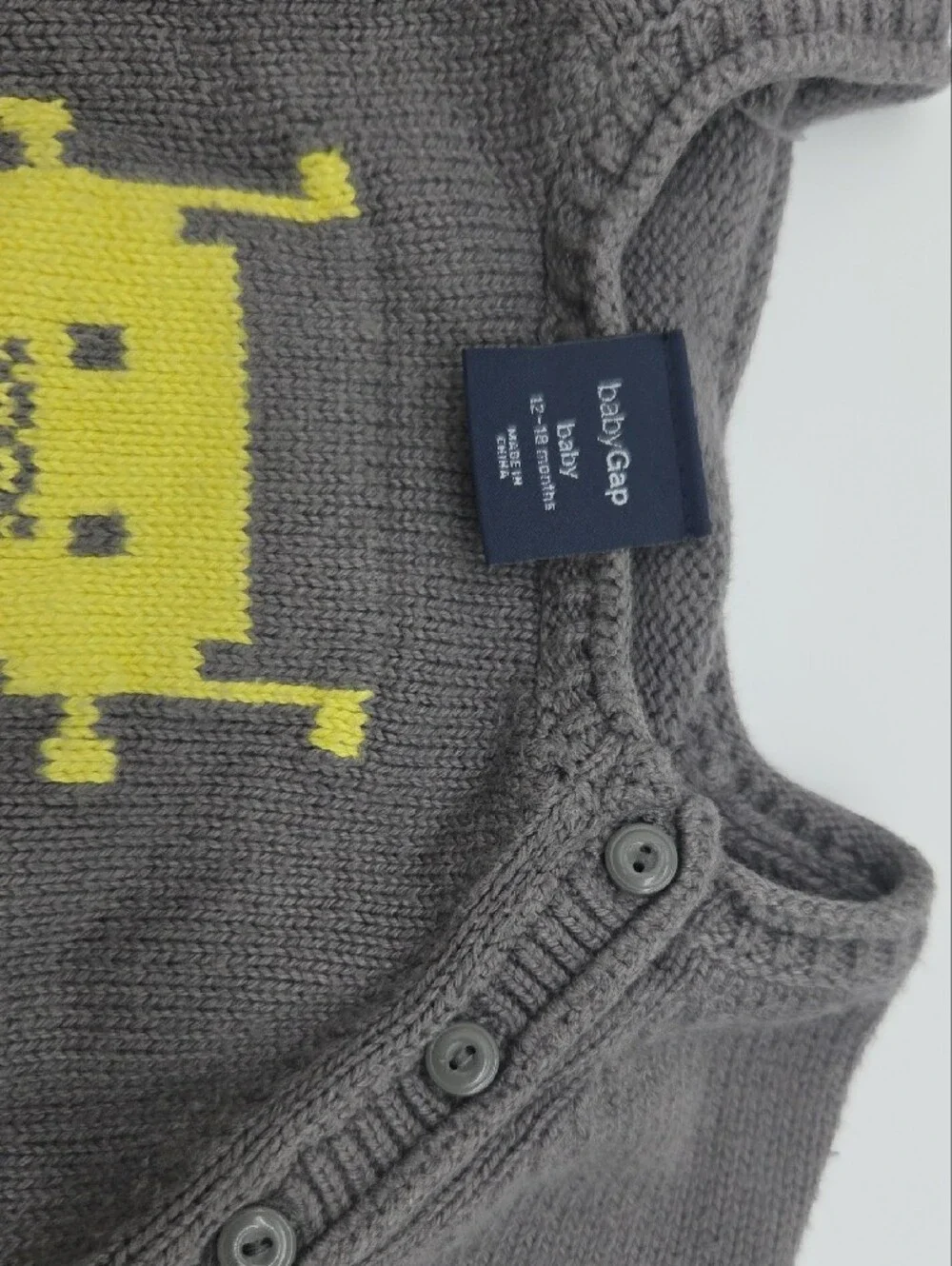 GAP Gray Sweater & Hat Set with Yellow Robot
